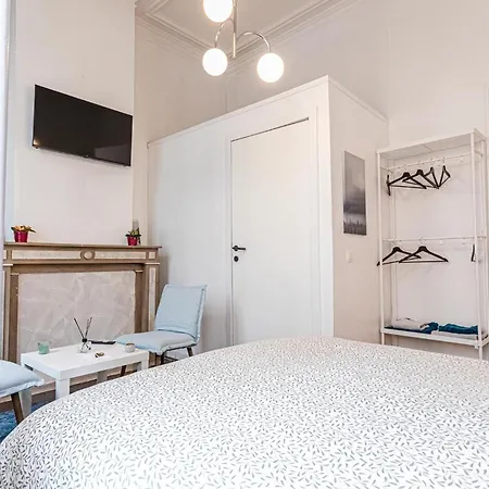 6 Stylish & Comfortable , Heart Of Gandawa